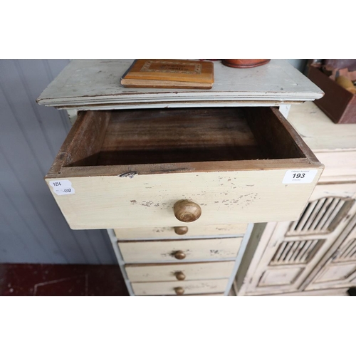 193 - Tall bank of distressed drawers - Approx W: 41cm D: 43cm H: 135cm