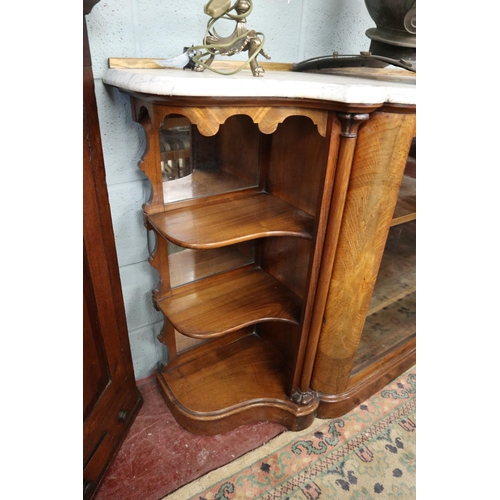 203 - Victorian walnut credenza with marble top - Approx W: 138cm D: 45cm H: 98cm