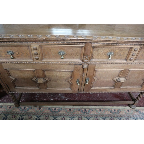 210 - Well carved oak barley-twist mirror back sideboard - Approx W: 156cm D: 57cm H: 186cm