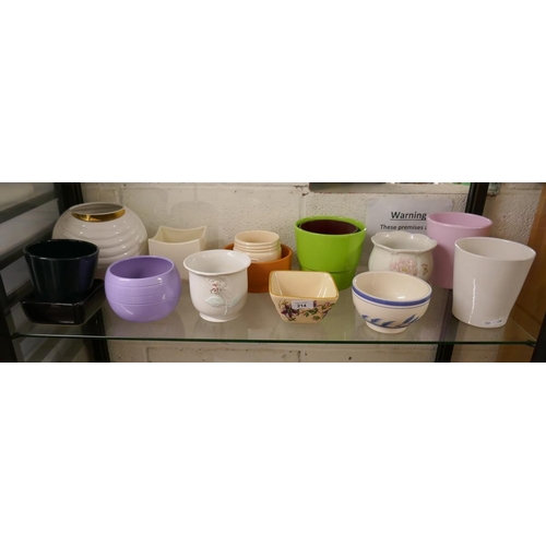 214 - Collection of ceramic plant pots