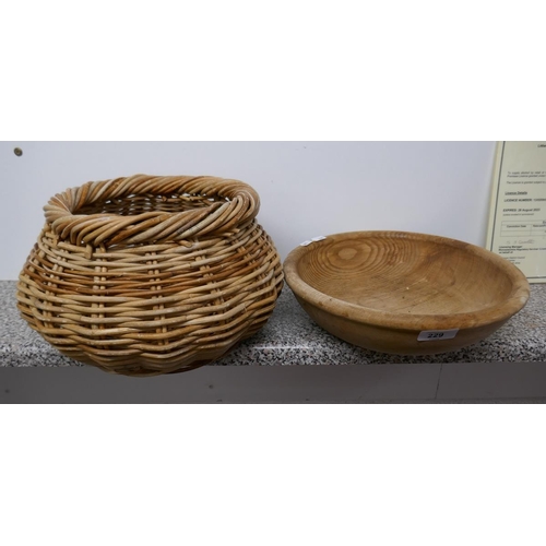 229 - Wooden bowl and basket