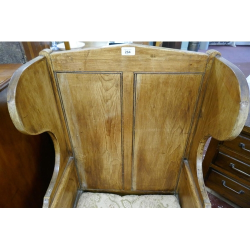 264 - Early pine armchair - Approx H: 113cm