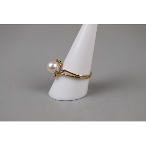 27 - Gold & Pearl diamond ring - Size S