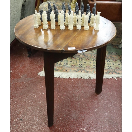 272 - 19thC cricket table - Approx D: 71cm H: 74cm