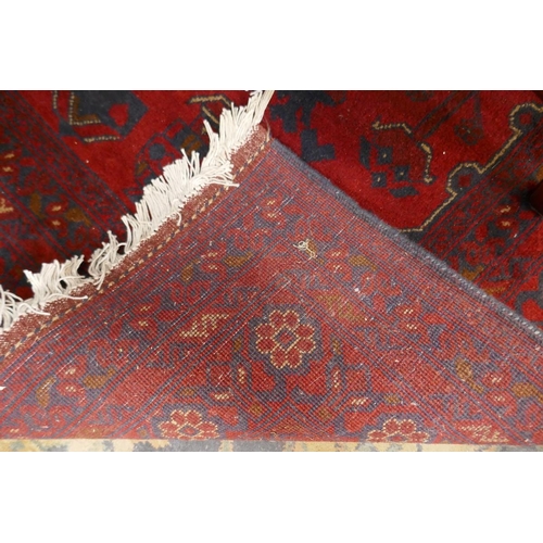 274 - Large red patterned rug - Approx size: 312cm x 203cm