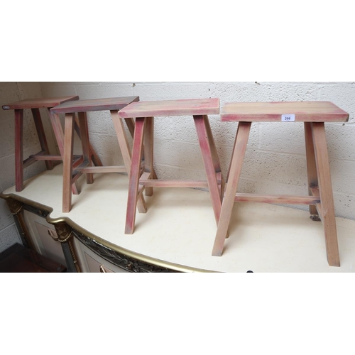 298 - Set of 4 stools