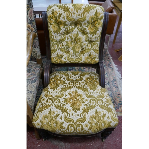 324 - Button back nursing chair