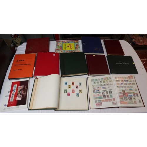 72 - Collection of stamps to include a book of FDC