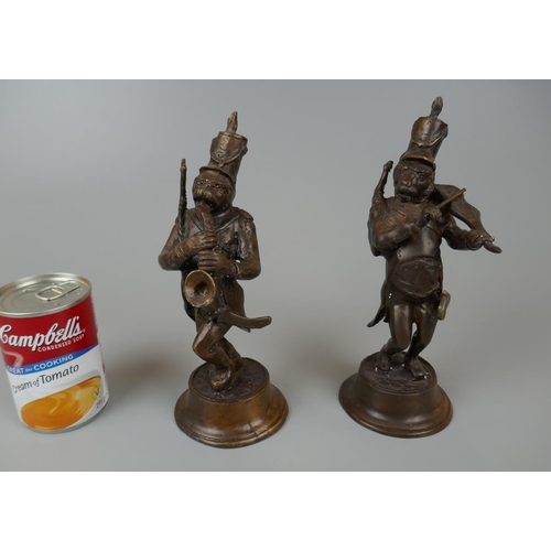 90 - Pair of bronze French musical monkey statues circa 1880 - Approx height of tallest: 23cm