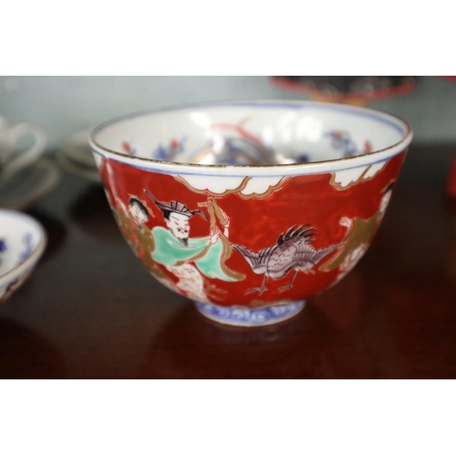 166 - Collectables to include Chinese bowls, tea service etc