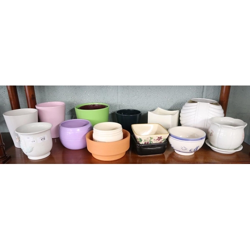 172 - Collection of ceramic plant pots