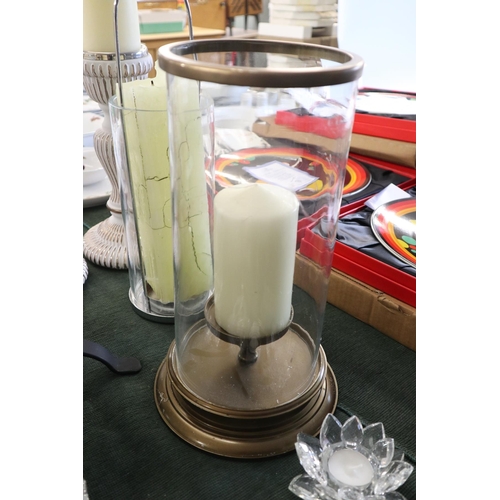 176 - Large collection of candlesticks