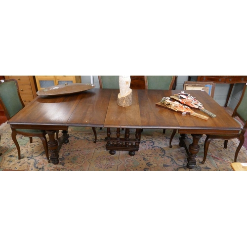 254 - Antique French walnut extending table with 3 leaves - Approx size fully extended L: 214cm W: 105cm H... 