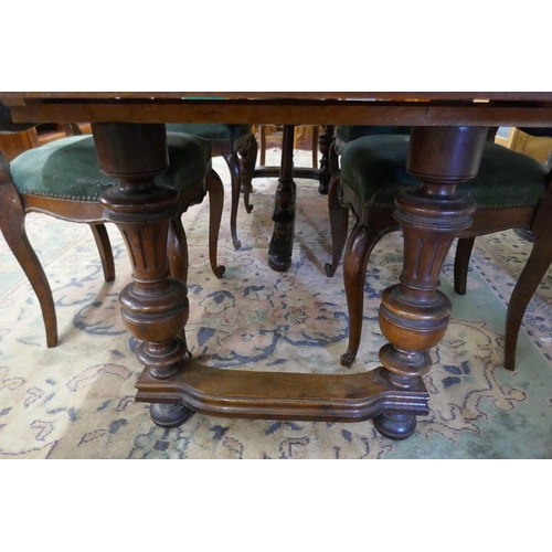 254 - Antique French walnut extending table with 3 leaves - Approx size fully extended L: 214cm W: 105cm H... 