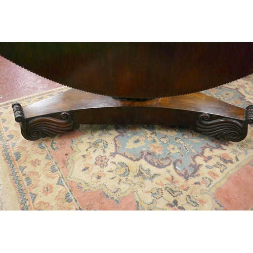 297 - Fine Regency rosewood breakfast table - Approx diameter: 132cm