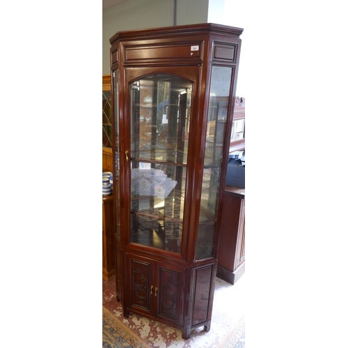 344 - Oriental themed corner display unit