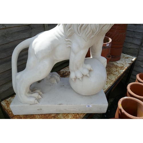 439 - Large resin lion statue - Approx height: 100cm