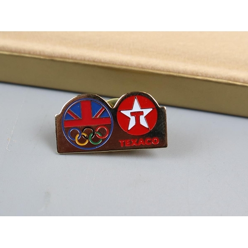 65 - L/E cased Cross pen of the British team at the 1992 Barcelona Olympics to include pin badge