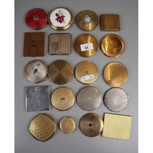 85 - Collection of compacts