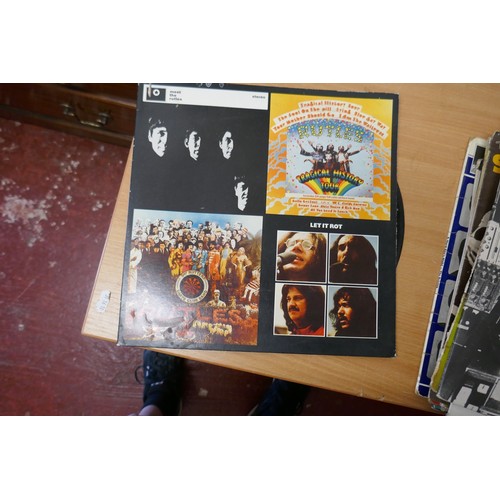 273 - Collection of records to include Beatles albums