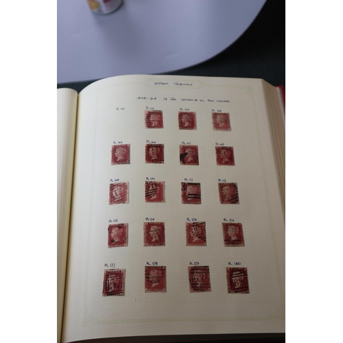 112 - Stamp collection and accessories