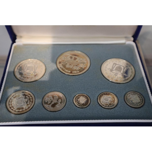 124 - Cased silver proof coinage of Belize