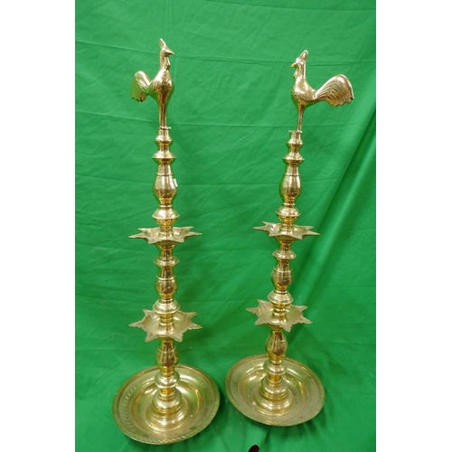 320 - Pair of brass stands adorned with cockerels - Approx. height: 113cm