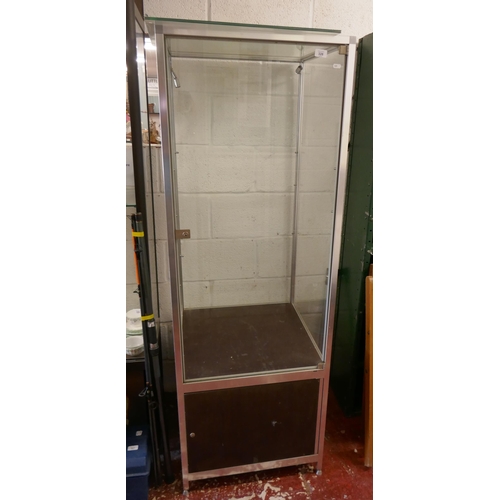 328 - Display cabinet - Approx: W: 60cm D: 60cm H: 176cm