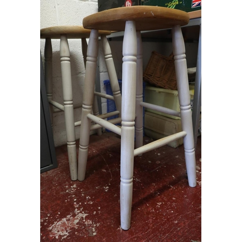 330 - Pair of stools