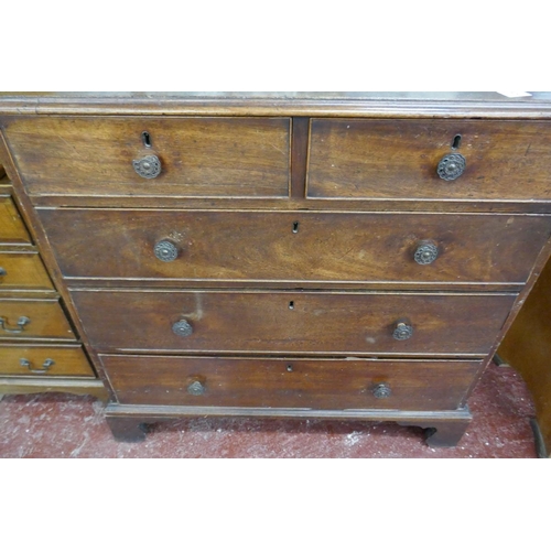 383 - Antique mahogany chest of drawers - Approx: W: 94cm D: 51cm H: 92cm