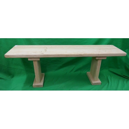 389 - Oak bench