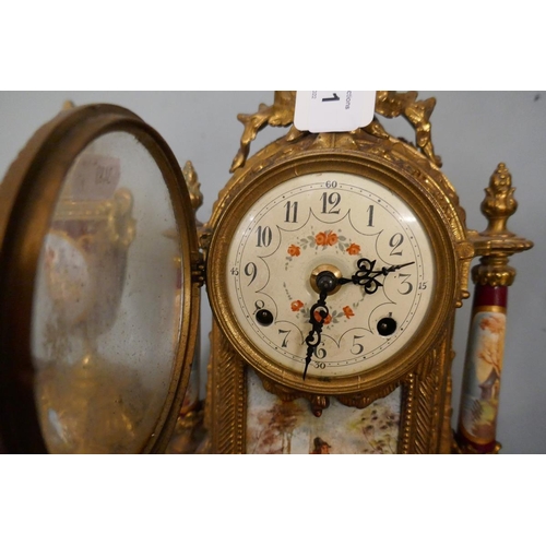 401 - French clock garniture - Approx. height of clock: 41cm