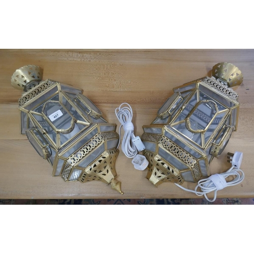 407 - Pair of gilt wall lights