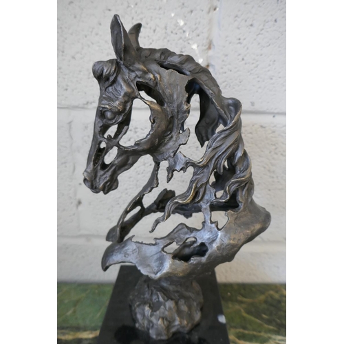 433 - Contemporary bronze horse head