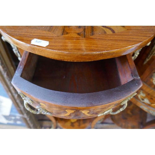 441 - Pair of French marquetry bedside chests - Approx. height: 78cm