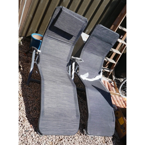 472 - Pair of garden loungers as new