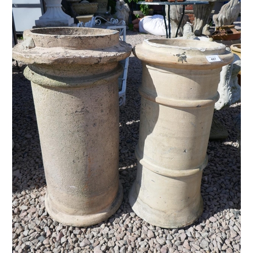 487 - 2 chimney pots 