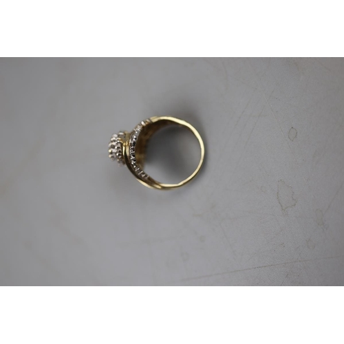 67 - Gold and diamond dress ring - Approx. size: P