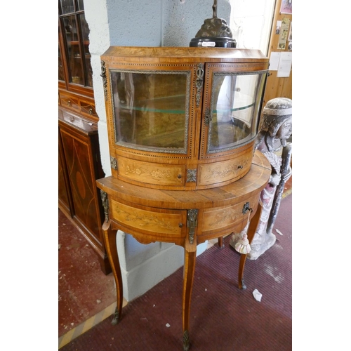 198 - Fine French inlaid & ormolu mounted cabinet - Approx: W: 79cm D: 41cm H: 117cm