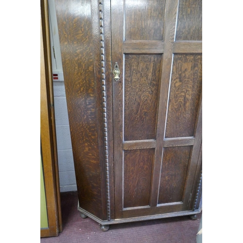 215 - Oak wardrobe - Approx size W: 113cm D: 46cm H: 183cm