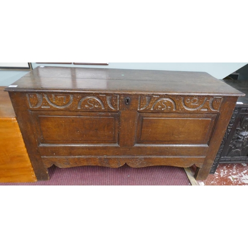 236 - 18thC oak coffer