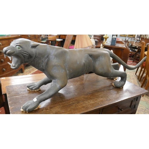 242 - Large bronze panther - Length 159cm