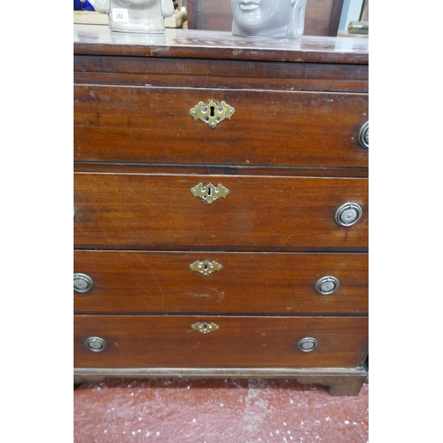 261 - Antique mahogany bachelor's chest - Approx size W: 89cm D: 49cm H: 87cm