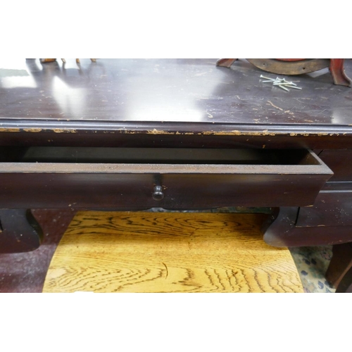 271 - Desk on cabriole legs - Approx size W: 140cm D: 70cm H: 78cm