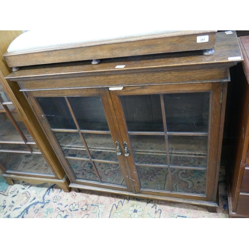 280 - Small oak glazed display cabinet - Approx size W: 107cm D: 33cm H: 99cm