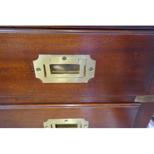 290 - Leather top mahogany desk - Approx size W: 121cm D: 55cm H: 76cm