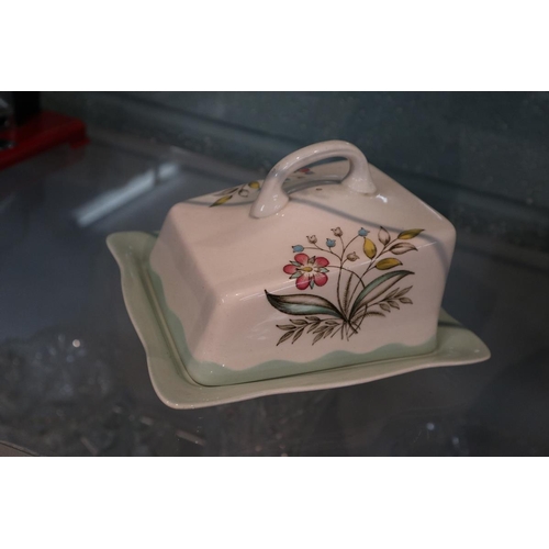 75 - Clarice Cliff bowl and Clarice Cliff butter dish
