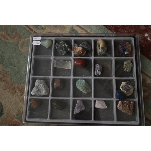 96 - Collection of minerals and reference books