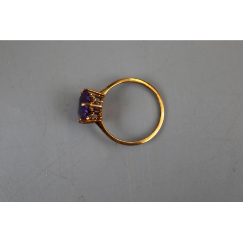 12 - Gold fancy cut amethyst ring - Approx size: V