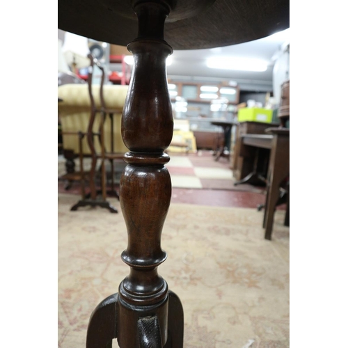 136 - Antique oak wine table